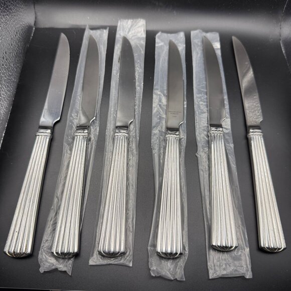 Reed & Barton Trinity Hall 6 Stainless Steel 18/10 Hollow Serrated Steak Knives - Picture 2 of 4